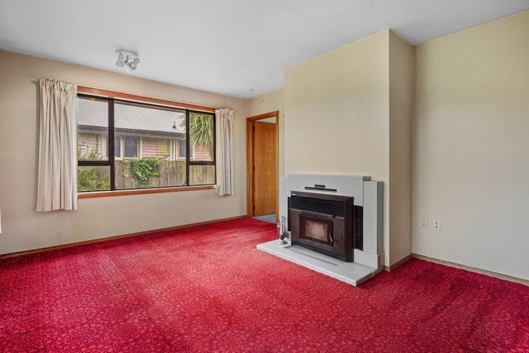 Photo of property in 6 Betwin Avenue, Sockburn, Christchurch, 8042