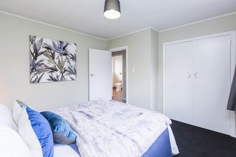 Photo of property in 1/18 Benge Crescent, Clouston Park, Upper Hutt, 5018