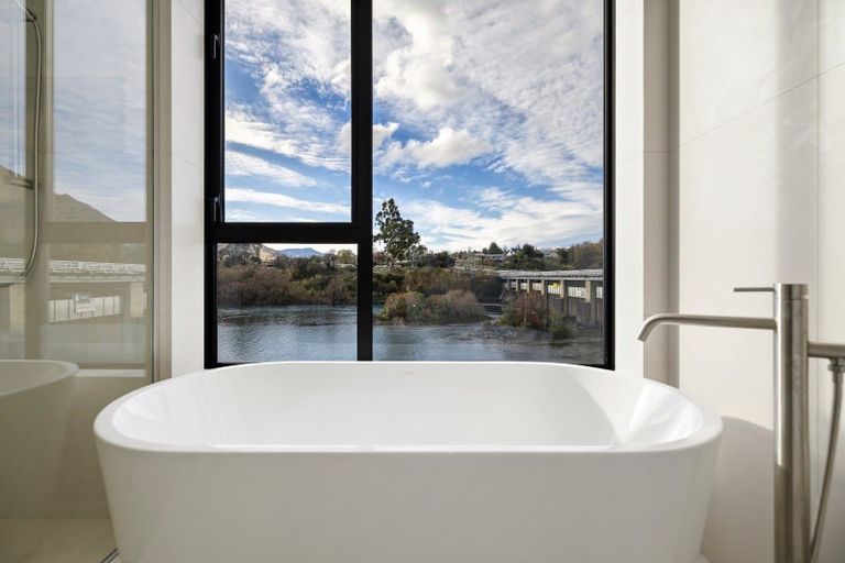 Photo of property in 11b William Rees Place, Kawarau Falls, Queenstown, 9300