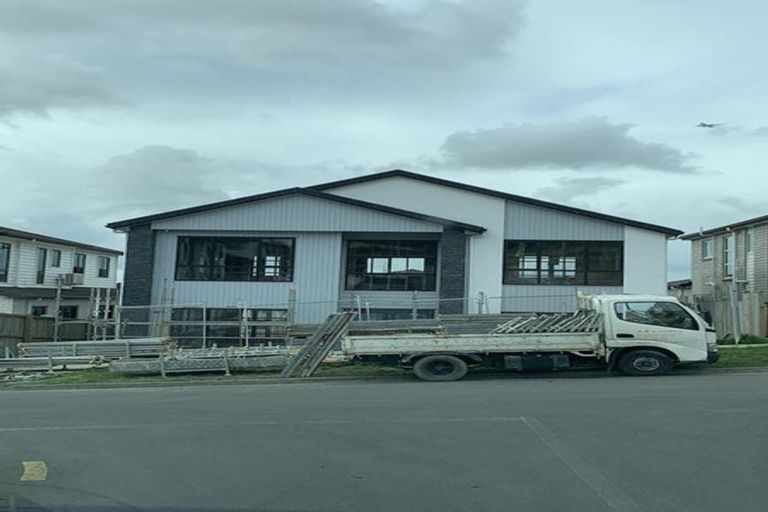 Photo of property in 34 Lime Hill Rise, Flat Bush, Auckland, 2019