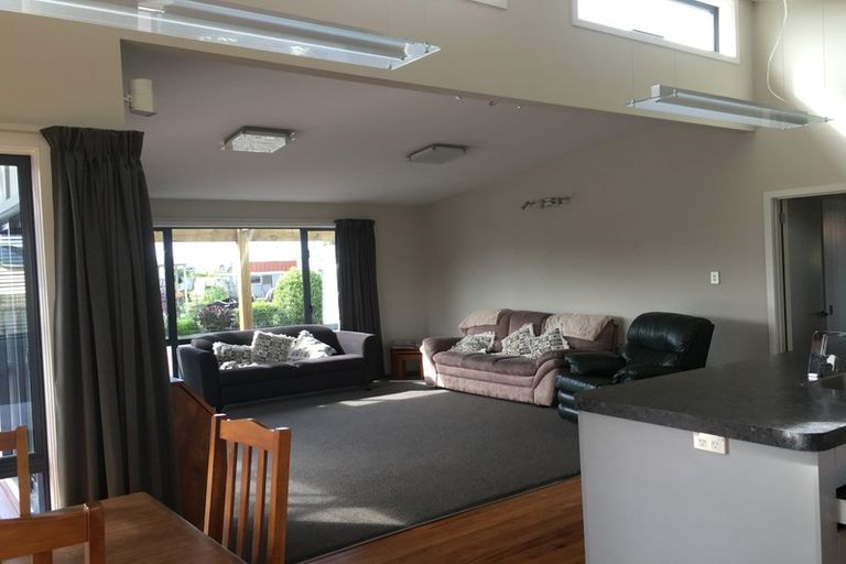 Photo of property in 1a Mclean Street, Glenavy, Waimate, 7980