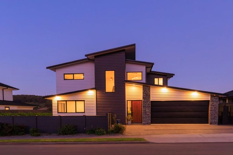 Photo of property in 12 Atherton Terrace, Churton Park, Wellington, 6037