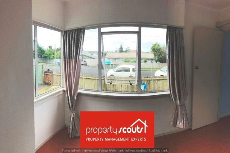 Photo of property in 9 Karaka Street, New Lynn, Auckland, 0600