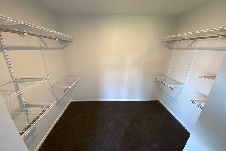 Photo of property in 27b Kitchener Terrace, Johnsonville, Wellington, 6037