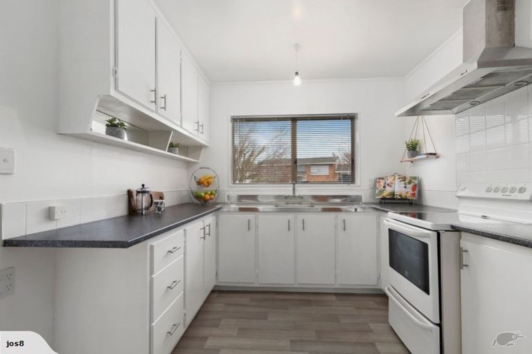 Photo of property in 1 Quo Vadis Place, Red Beach, 0932