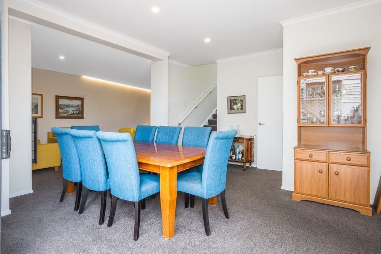 Photo of property in 86 Mana Esplanade, Paremata, Porirua, 5026