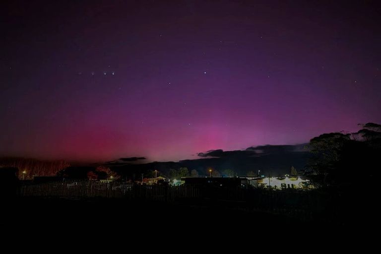 Photo of property in 19 Weza Lane, Kumeu, 0810