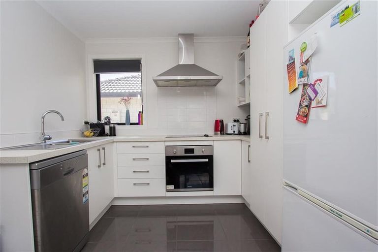 Photo of property in 9a Warwick Avenue, St Andrews, Hamilton, 3200