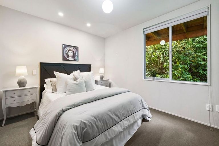 Photo of property in 7/2 Onslow Road, Khandallah, Wellington, 6035