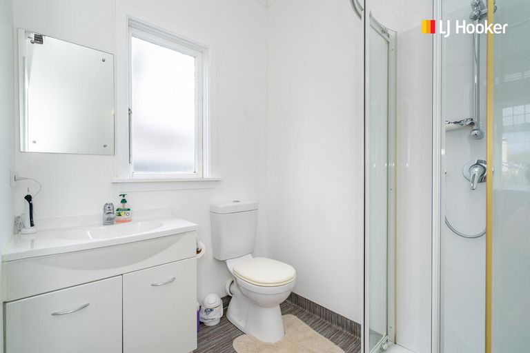 Photo of property in 27 Oakland Street, Andersons Bay, Dunedin, 9013