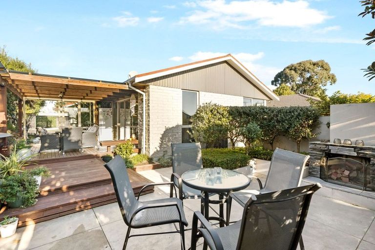 Photo of property in 8 Glen Place, Parklands, Christchurch, 8083