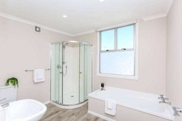 Photo of property in 544 Devon Street West, Blagdon, New Plymouth, 4310