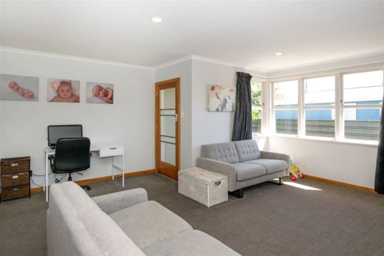 Photo of property in 33 Holdaway Street, Riversdale, Blenheim, 7201