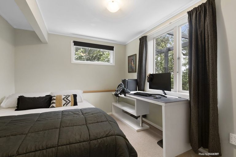 Photo of property in 96 Sidlaw Street, Strathmore Park, Wellington, 6022