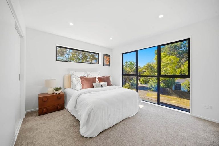Photo of property in 34a Lavery Place, Sunnynook, Auckland, 0632