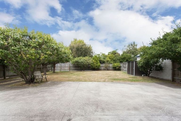 Photo of property in 22 Mays Road, St Albans, Christchurch, 8052
