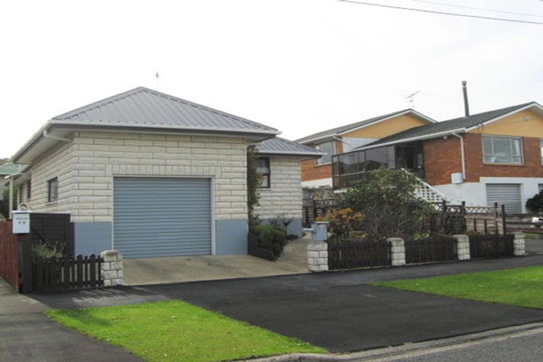 Photo of property in 11 Lochend Street, Musselburgh, Dunedin, 9013