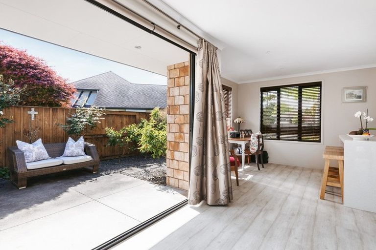 Photo of property in 24 Hansard Place, Bethlehem, Tauranga, 3110