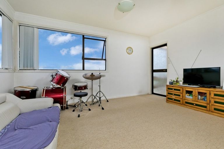 Photo of property in 102 Sunrise Avenue, Mairangi Bay, Auckland, 0630