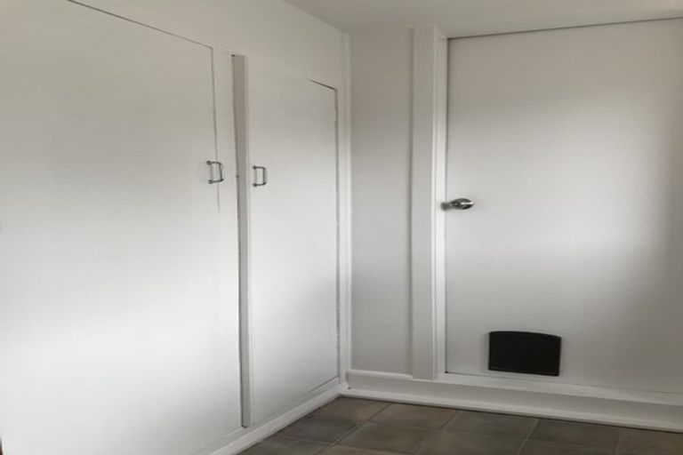 Photo of property in 2 Stanley Street, Berhampore, Wellington, 6023