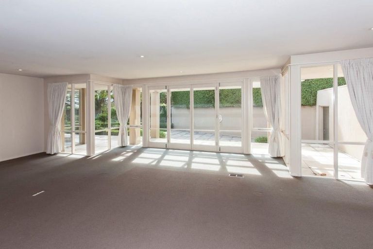 Photo of property in 27 Desmond Street, Merivale, Christchurch, 8014
