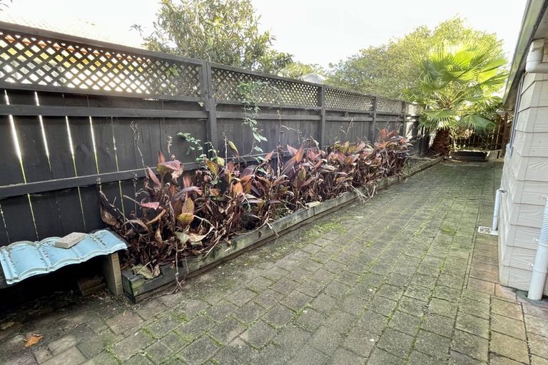 Photo of property in 3/8 Solana Court, Botany Downs, Auckland, 2010