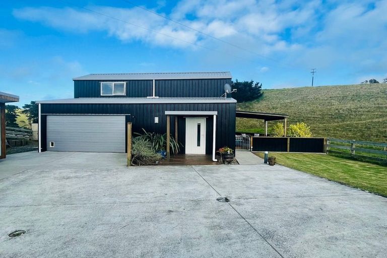 Photo of property in 48 Binns Road, Karioitahi, Waiuku, 2683