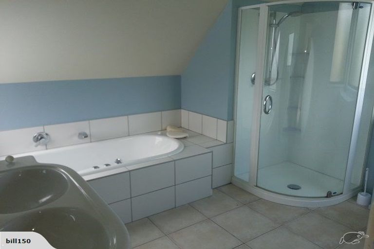 Photo of property in 10 Dunkeld Lane, Redcliffs, Christchurch, 8081