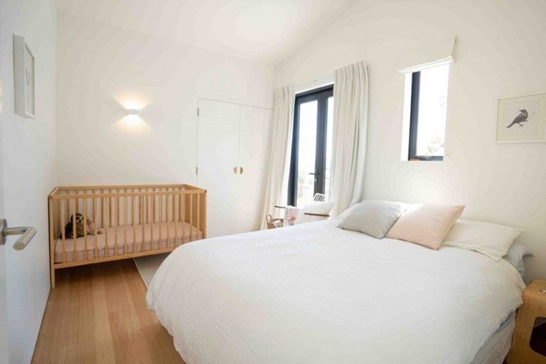 Photo of property in 85n Seatoun Heights Road, Seatoun, Wellington, 6022