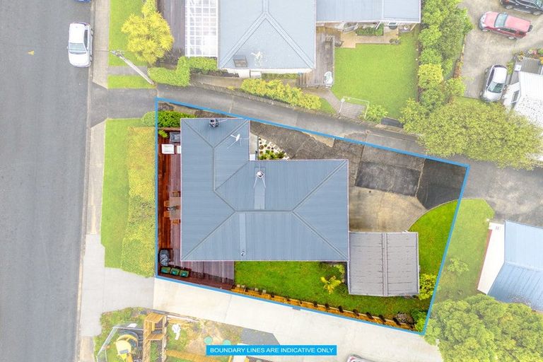 Photo of property in 1/53 Verran Road, Birkenhead, Auckland, 0626