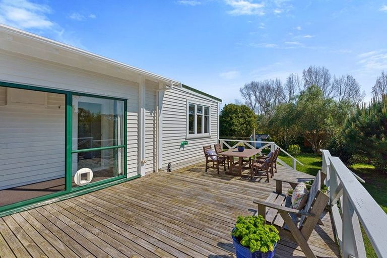 Photo of property in 31 Otaihanga Road, Otaihanga, Paraparaumu, 5036