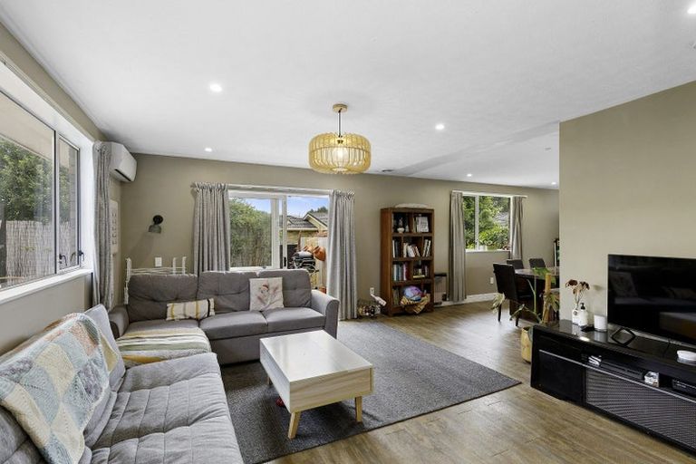 Photo of property in 3/3 Kennedy Grove, Stokes Valley, Lower Hutt, 5019