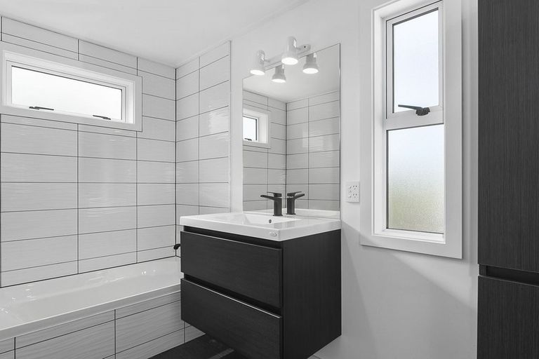 Photo of property in 1 Greenock Street, Kaikorai, Dunedin, 9010