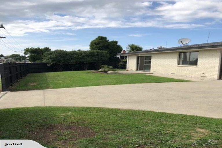 Photo of property in 246 Ngatai Road, Otumoetai, Tauranga, 3110