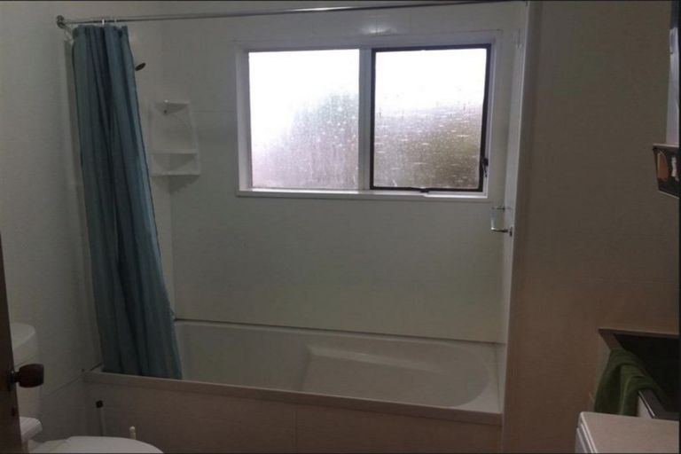 Photo of property in 2/10 Tuapapa Street, Johnsonville, Wellington, 6037