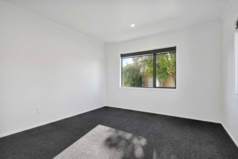 Photo of property in 22 Olivia Street, Stratford, 4332