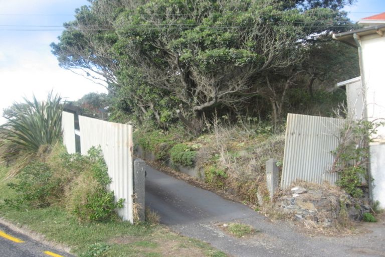 Photo of property in 12 Pingau Street, Paekakariki, 5034