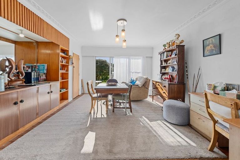 Photo of property in 1469 South Road, Kaitake, New Plymouth, 4374