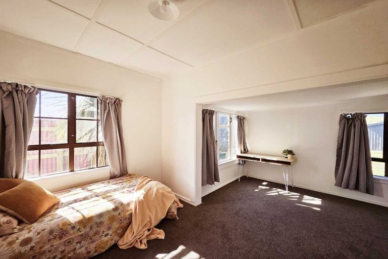 Photo of property in 68 Polson Street, Castlecliff, Whanganui, 4501