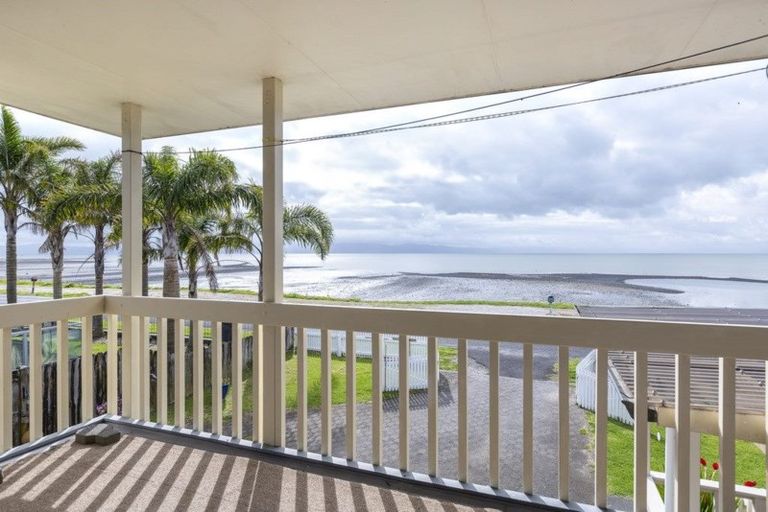Photo of property in 887 East Coast Road, Kaiaua, Pokeno, 2473