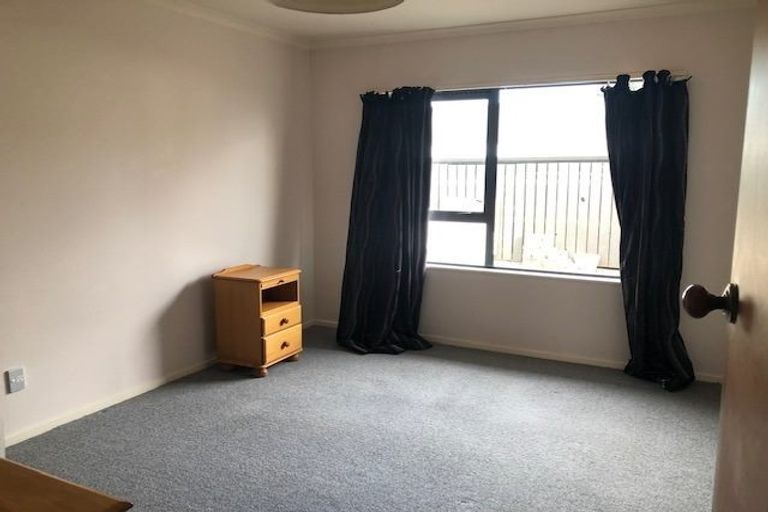 Photo of property in 123 Broadway, Carterton, 5713