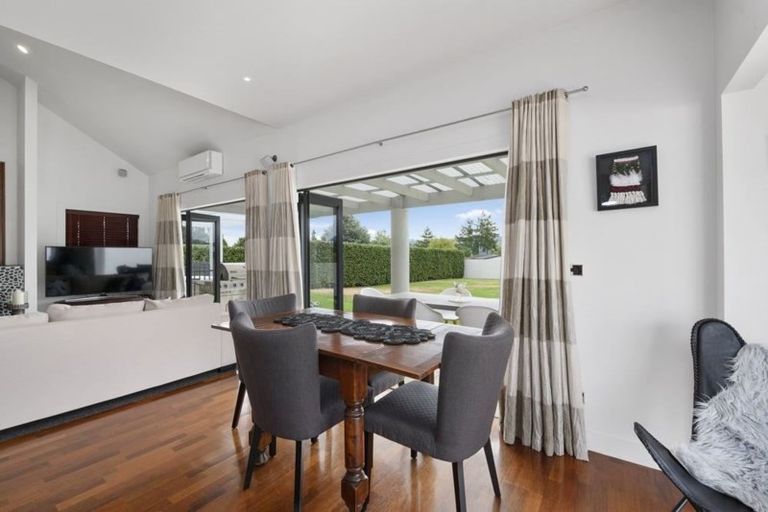 Photo of property in 1 Antonia Place, Kinloch, Taupo, 3377