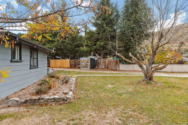 Photo of property in 22 Dunstan Street, Clyde, 9330