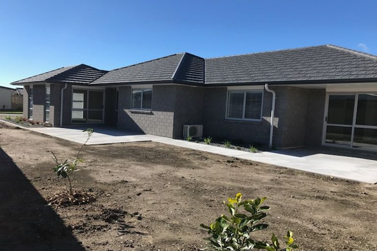 Photo of property in 28 Materawaho Way, Pyes Pa, Tauranga, 3112