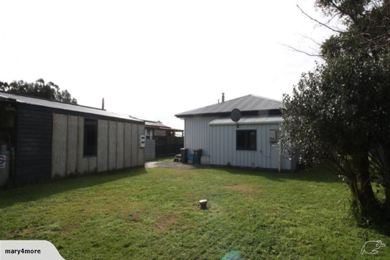 Photo of property in 5 Julian Road, Warea, New Plymouth, 4381