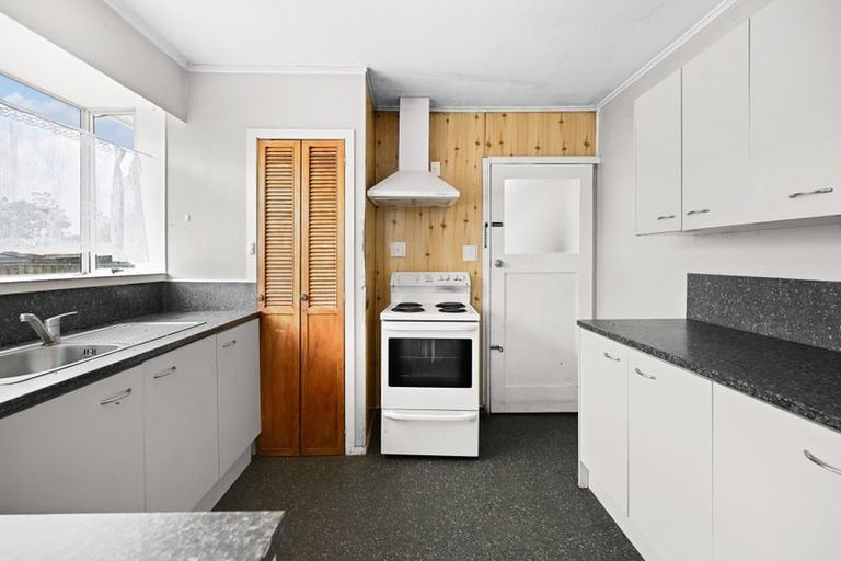 Photo of property in 63 Paul Crescent, Fairfield, Hamilton, 3214