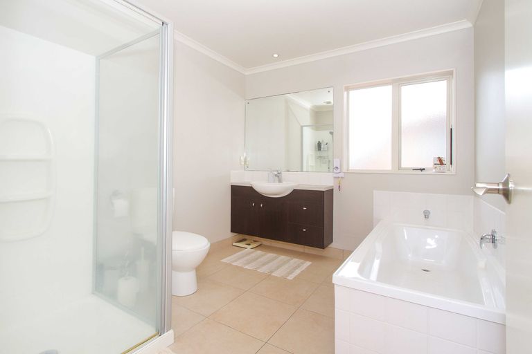 Photo of property in 8 Thyme Court, Flat Bush, Auckland, 2016