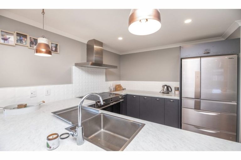 Photo of property in 7 Dundee Close, Darfield, 7510