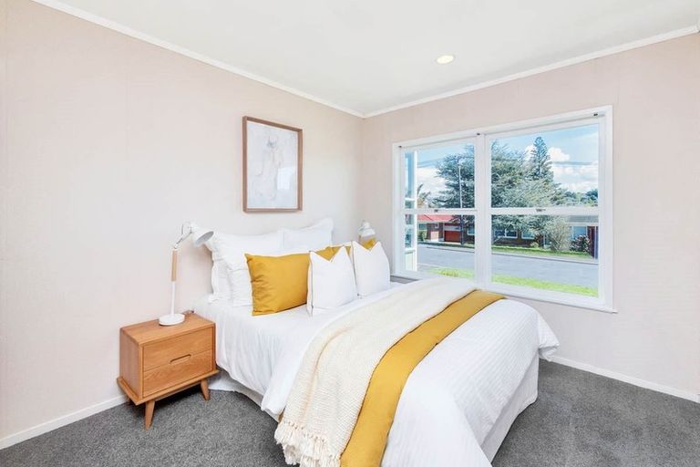 Photo of property in 2/6 Waterloo Road, Milford, Auckland, 0620