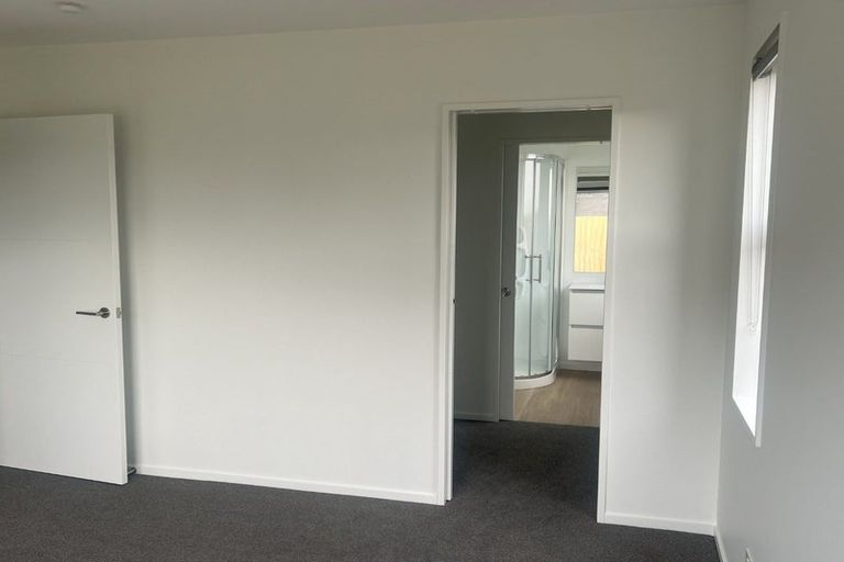 Photo of property in 27 Rita Angus Road, Belfast, 8051